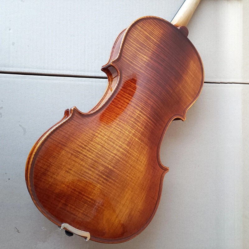 Musical Instrument Morocco - Antonio Stradivarius Violino in acero con