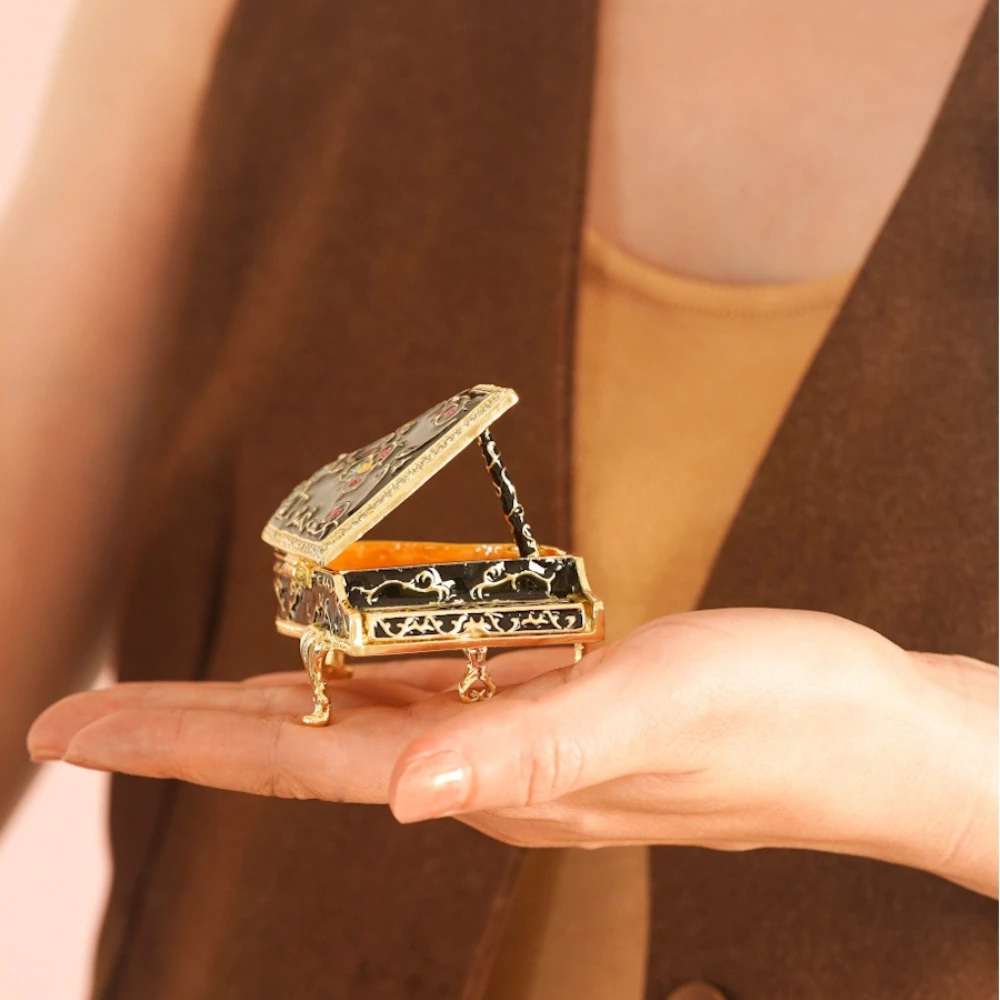 Scatole Portagioie Creative a  - Musical Instrument Japan recensione e prezzo